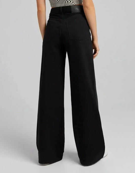 Black High-Waist Wide-Leg Jeans
